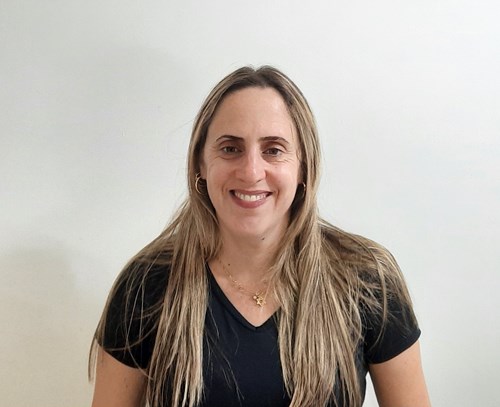 יעל מנהלת פדגוגית, מחוננים ובתי ספר